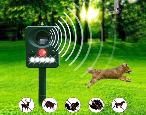 Ultra Sonic Garden Animal Deterrent PIR Repeller Cat Dog Fox Bird Scarer