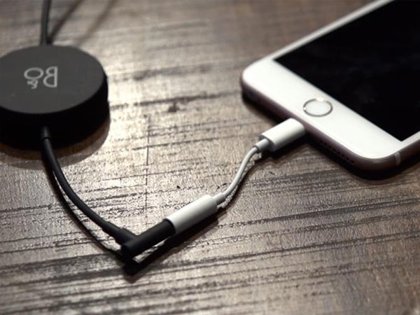 Lightning to Aux iPhone Adapter (A02)