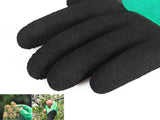 Pair of Garden Gloves with Right Hand Clawed, NEW