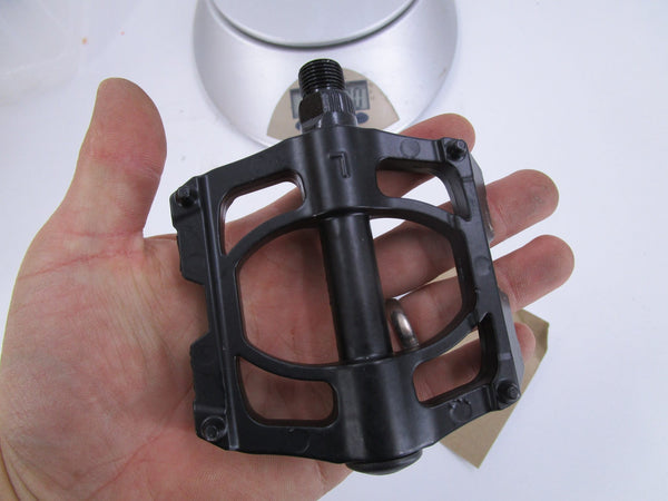 1pair Bike Pedals Mountain Bike Flat Platform Pedal Sealed Bearing Bicycle